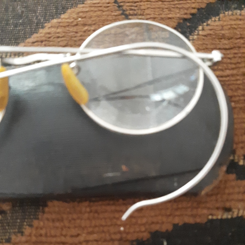 Vintage Glasses Round Shape Silver Frames - image 5